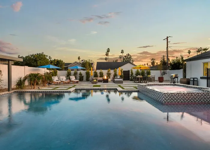 Montecito Luxe - 3-villa Retreat With Pool Courtyard