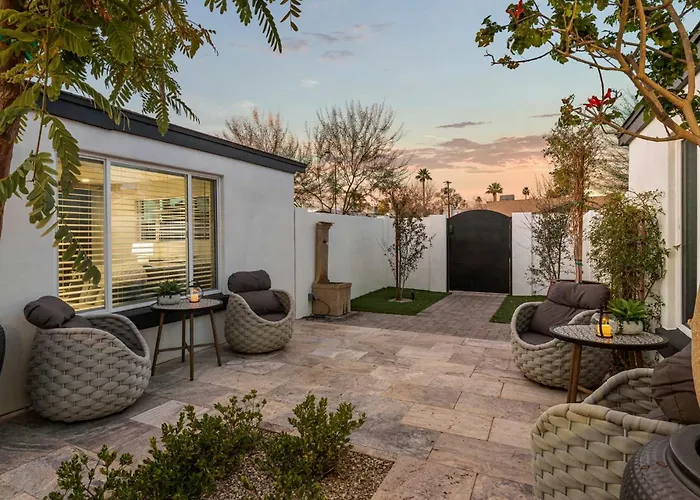 Holiday home Montecito Luxe - 3-villa Retreat With Pool Courtyard Phoenix