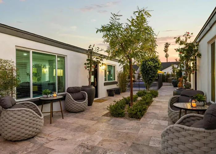 Montecito Luxe - 3-villa Retreat With Pool Courtyard Holiday home *