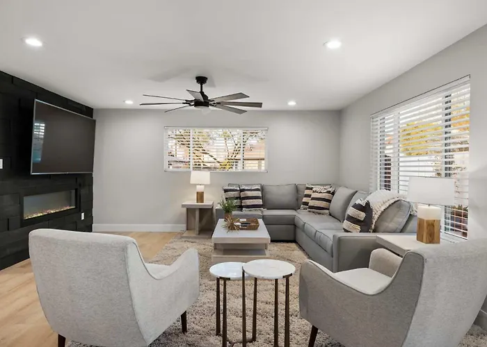 Holiday home Montecito Luxe - 3-villa Retreat With Pool Courtyard *