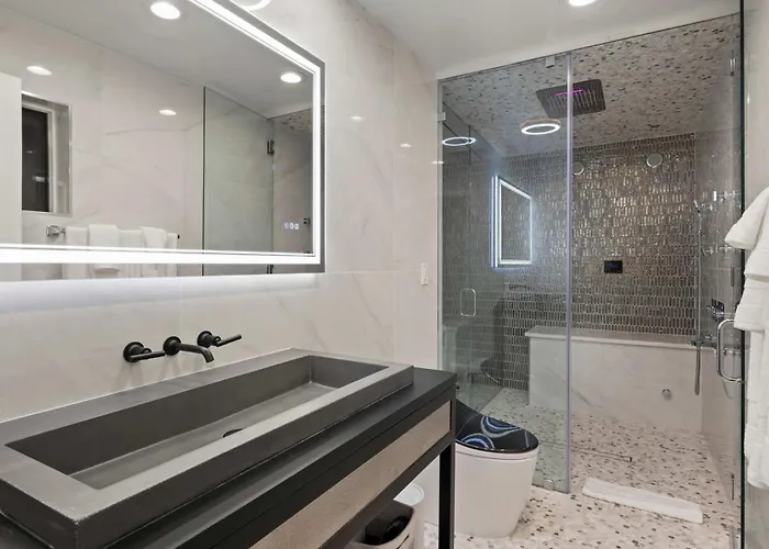 Montecito Luxe - 3-villa Retreat With Pool Courtyard * Phoenix